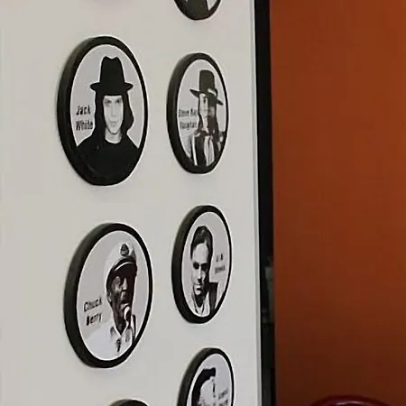 Albergue La Guitarra *